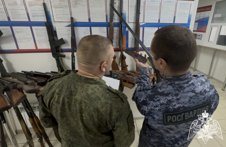 Тверские росгвардейцы направили в зону СВО очередную партию оружия