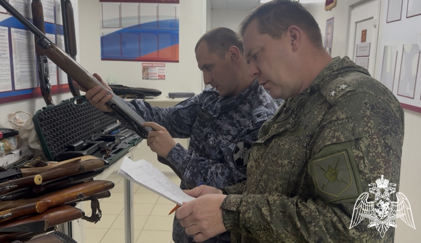 В Управлении Росгвардии по Тверской области состоялась передача очередной партии оружия и патронов для нужд специальной военной операции.