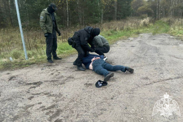 При силовой поддержке спецназа Росгвардии в Тверской области ликвидирован межрегиональный канал поставок наркотиков 