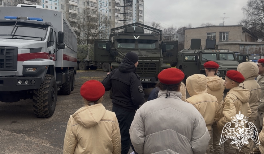 Тверские росгвардейцы присоединились к Всероссийской акции «День призывника» 