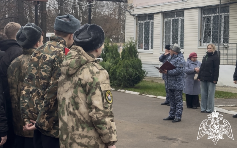 Тверские росгвардейцы присоединились к Всероссийской акции «День призывника»
