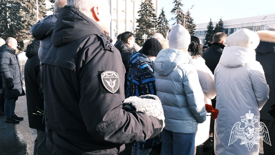 В Твери начальник территориального Управления Росгвардии принял участие в памятном мероприятии, посвященном Дню защитника Отечества