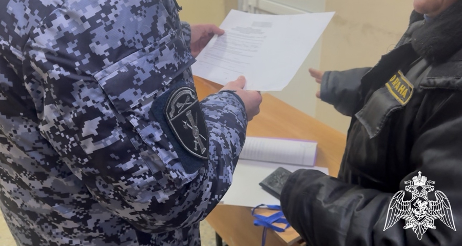 В Твери Росгвардия инспектирует частную охрану в образовательных организациях 