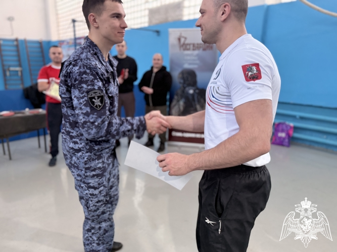 Специалисты подразделений боевой подготовки Управления Росгвардии по Тверской области отмечают профессиональный праздник