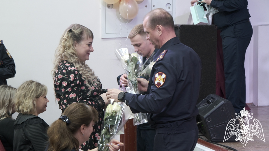 В Управлении Росгвардии по Тверской области состоялось торжественное мероприятие посвященное Международному женскому дню