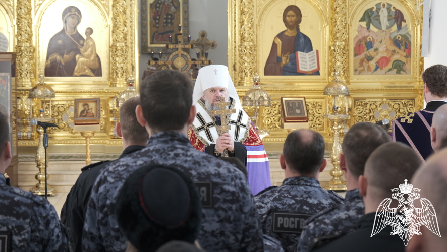 Накануне 10-летия со дня образования Росгвардии в Твери состоялась религиозная служба