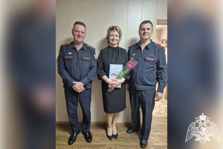 В Тверской области росгвардейцы поздравили матерей и навестили семьи погибших сослуживцев