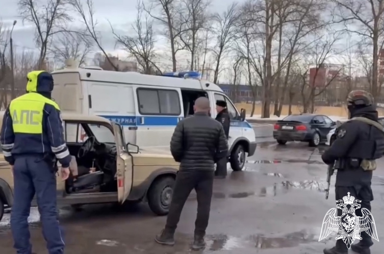 В Тверской области росгвардейцы обеспечили проведение межведомственного рейда по выявлению нарушений в сфере безопасности дорожного движения