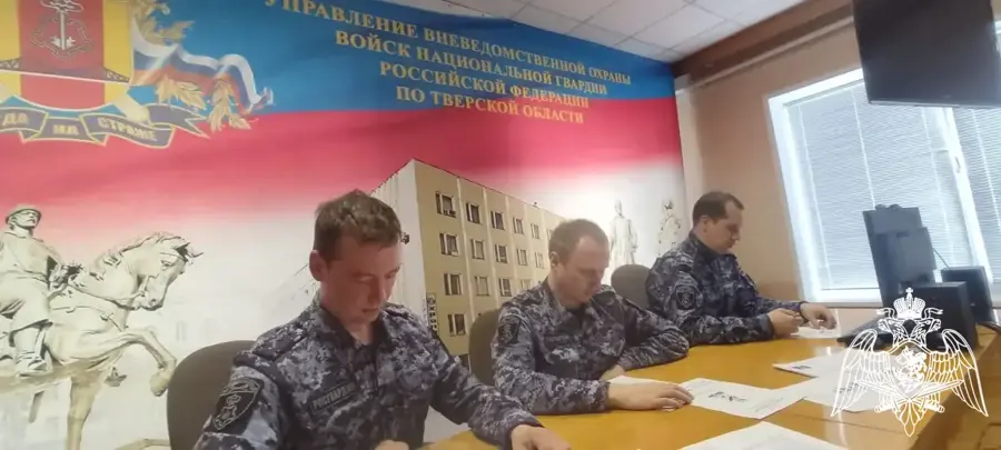 Сотрудники и военнослужащие регионального Управления Росгвардии в Твери  написали «Диктант Победы»
