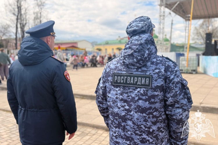 В Твери и на территории региона росгвардейцы обеспечили правопорядок и безопасность в день Весны и Труда   