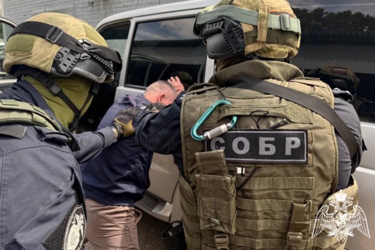 В Тверской области при содействии спецназа Росгвардии задержаны подозреваемые в попытке сбыта крупной партии наркотиков