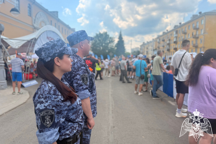 Росгвардейцы Тверской области обеспечивали порядок и безопасность на мероприятиях, посвященных Дню России