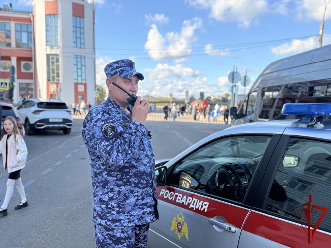 Росгвардейцы обеспечили безопасность тверитян и гостей столицы Верхневолжья во время торжественного открытия  городского сада 