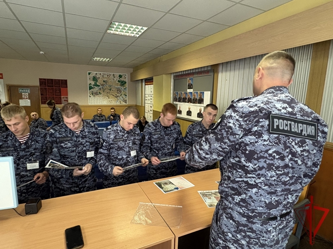 В Управлении вневедомственной охраны по Тверской области прошли занятия с будущими сотрудниками 