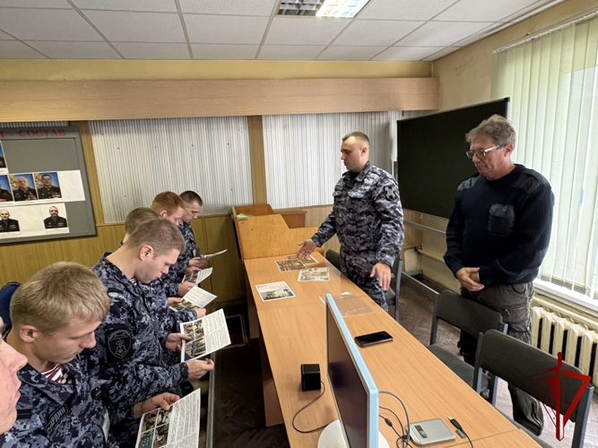 В Управлении вневедомственной охраны по Тверской области прошли занятия с будущими сотрудниками 